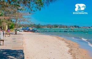 Praia de Manguinhos